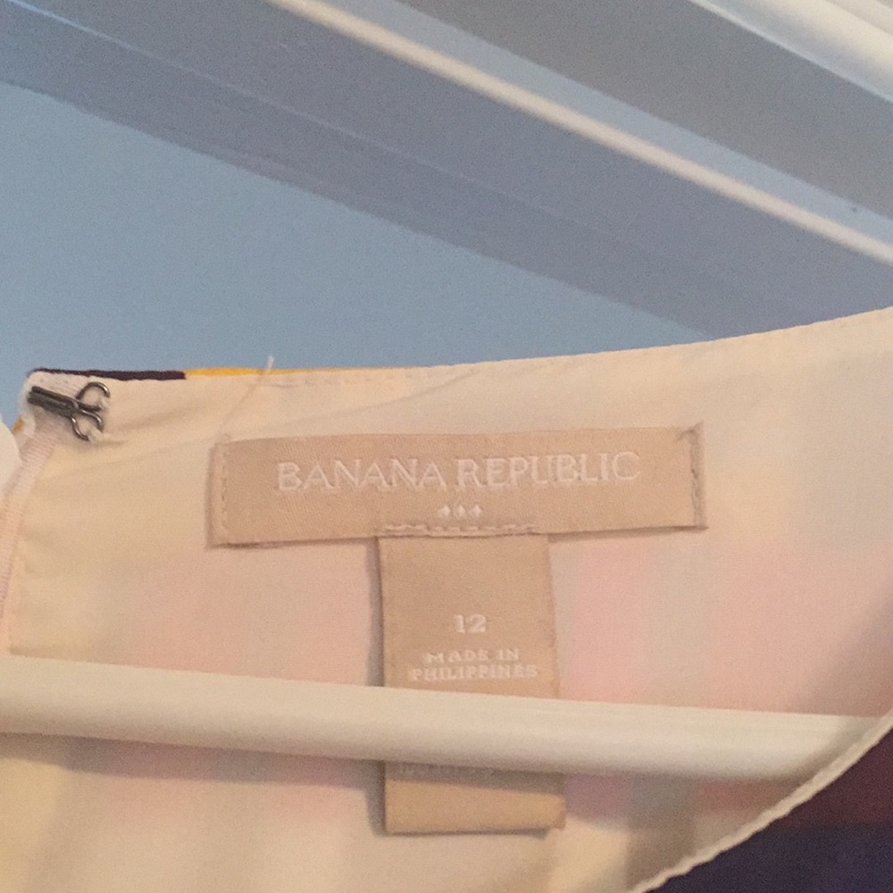 Women’s Banana Republic dress
